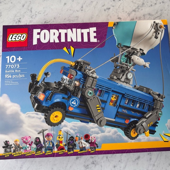 Lego Other - LEGO fortnight battle bus